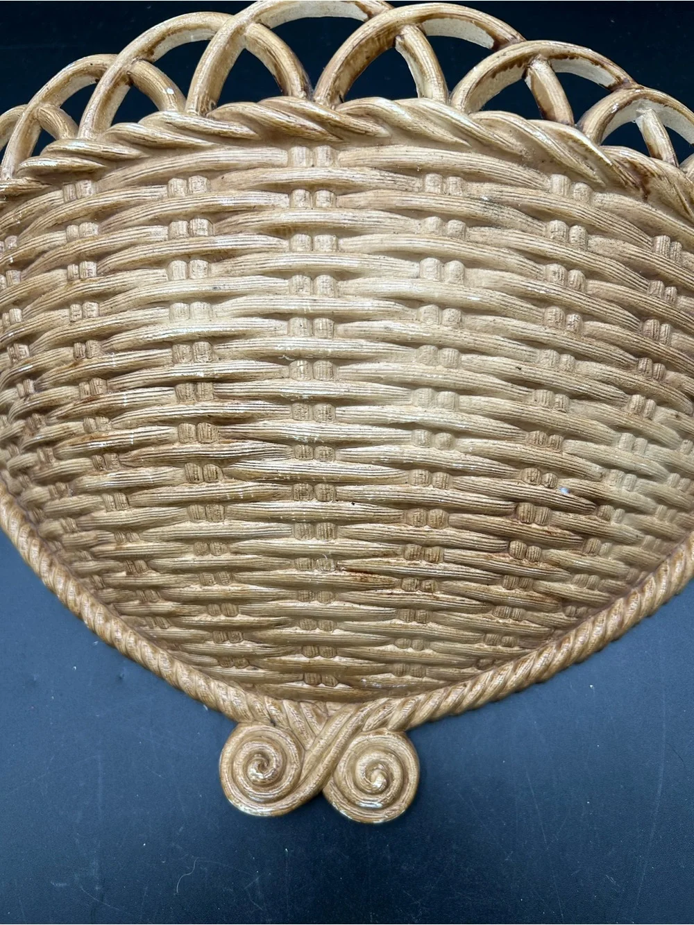 Vintage Burwood 487 faux wicker basket 🧺 wall pocket